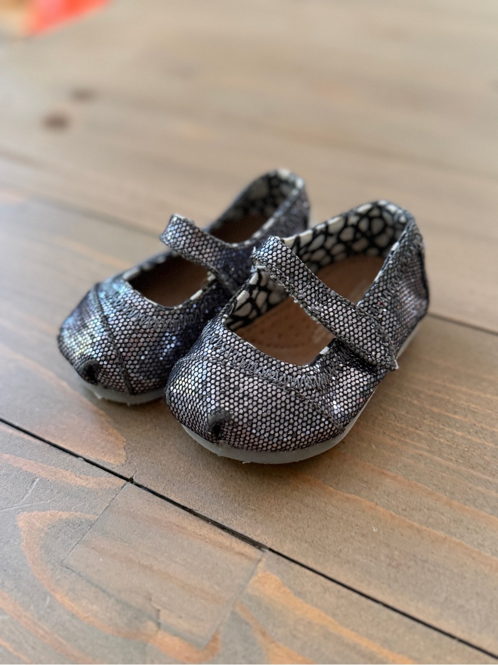 TOMS Metallic Mary Jane Shoes - Size 3